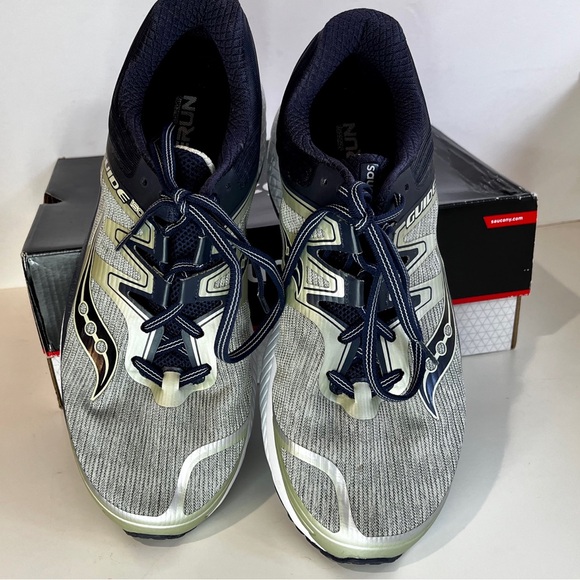 Saucony Guide ISO EVERUN Running Shoes - Gray and Black - sz. 10W - Picture 4 of 10